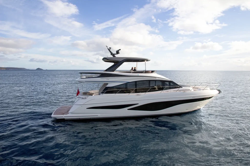 f65-exterior-white-hull-4