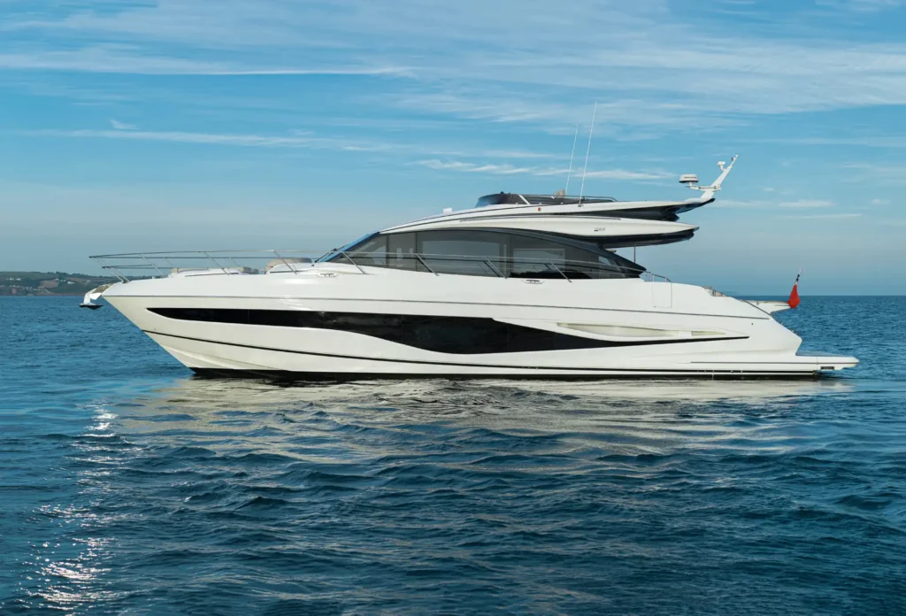 s65-exterior-white-hull-5