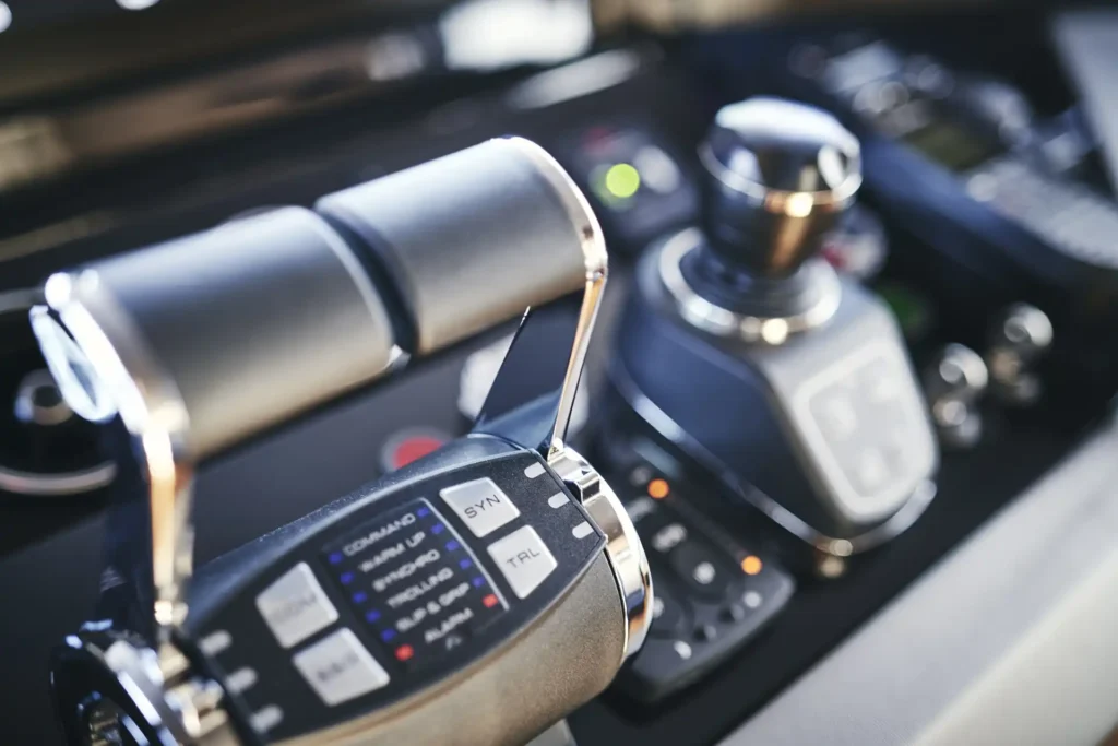 x95-slot-3-interior-detail-9