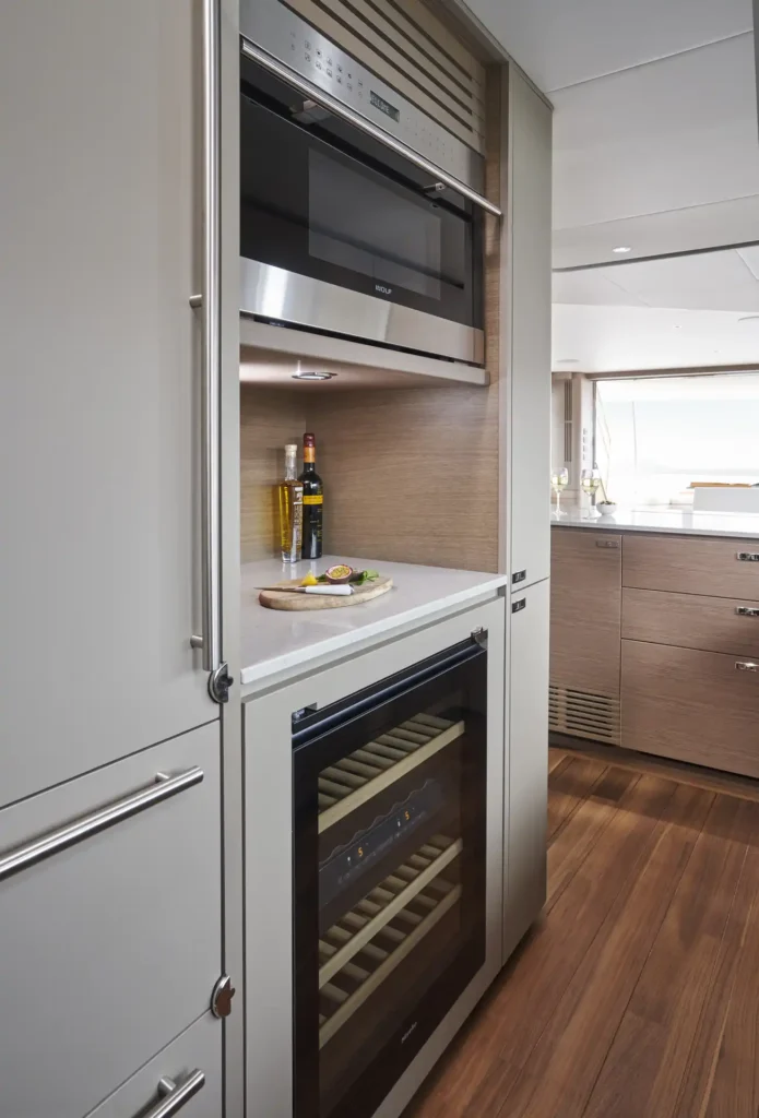 y85-interior-galley-unit-detail-silver-oak-satin