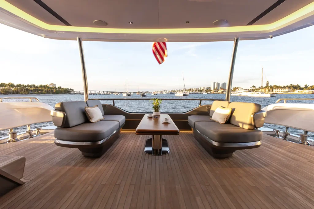 y85-lifestyle-shot-17