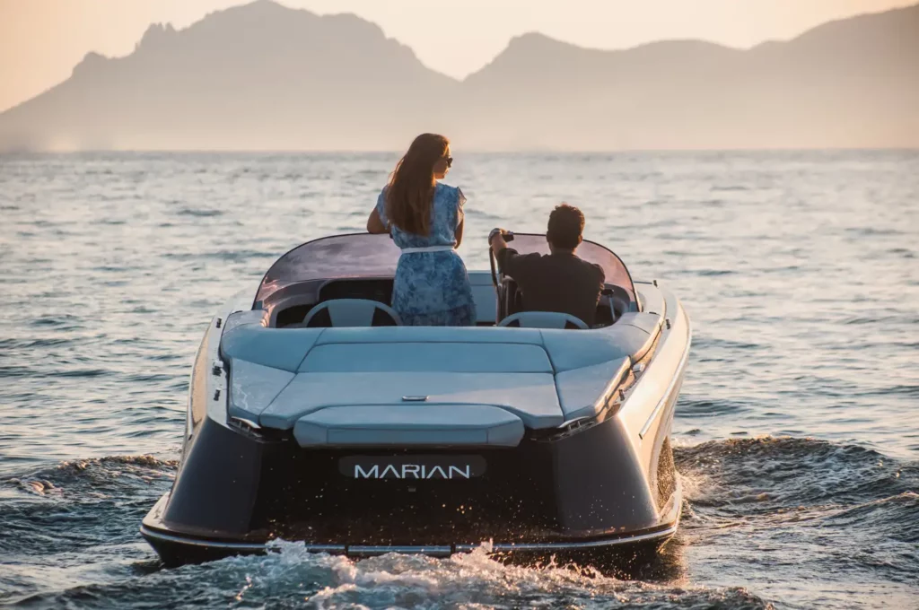 Marian M 800 Spyder Heck