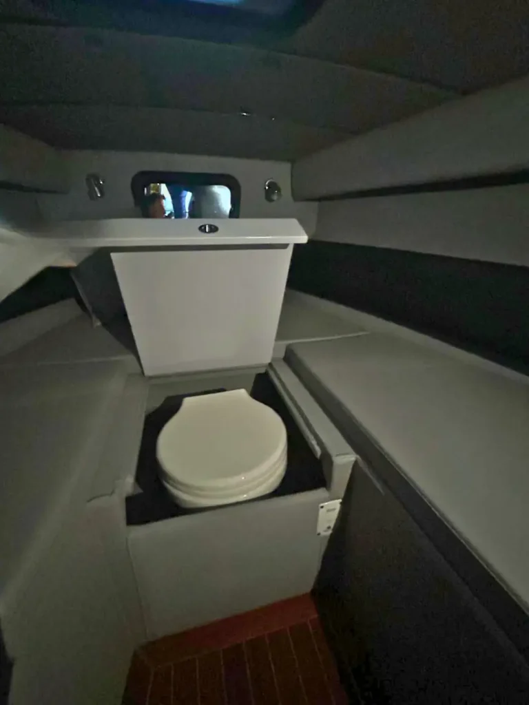 mostes-28-2018-marine-toilet