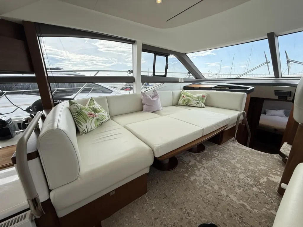 Princess_yachts_F50_interior_09
