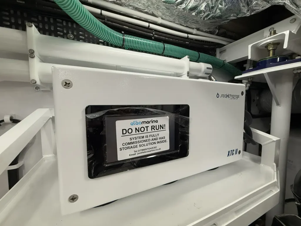 Avcon-Yacht_Princess_Y72_electromarine-seakleen-einheit