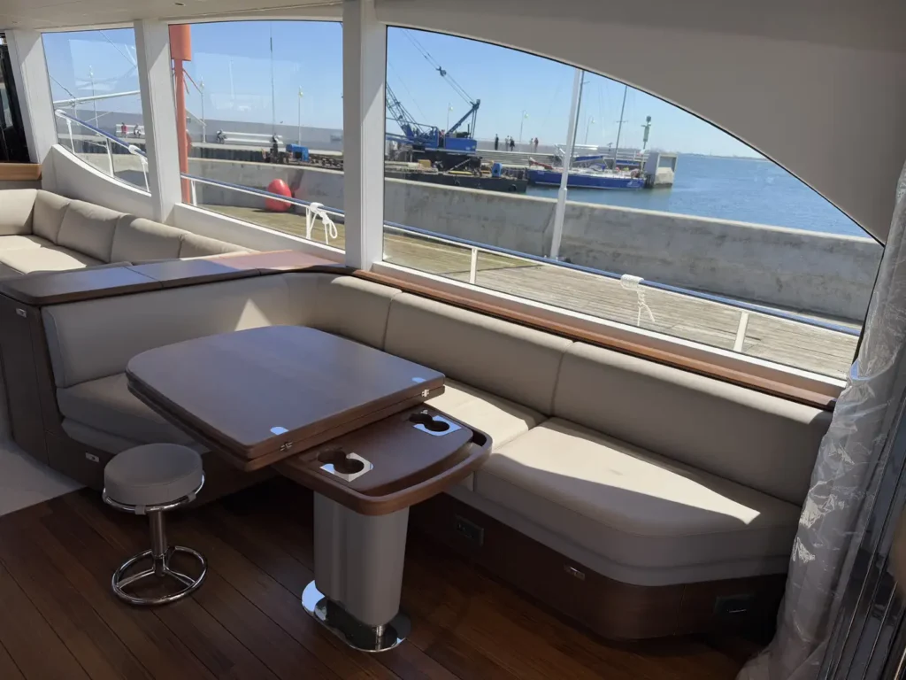 Avcon-Yacht_Princess_Y72_exterior-side-view-branding-and-railings