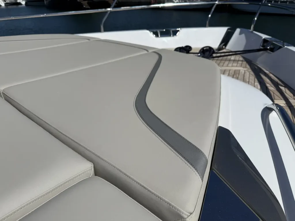 Avcon-Yacht_Princess_Y72_forward-lounge-and-table-on-bow