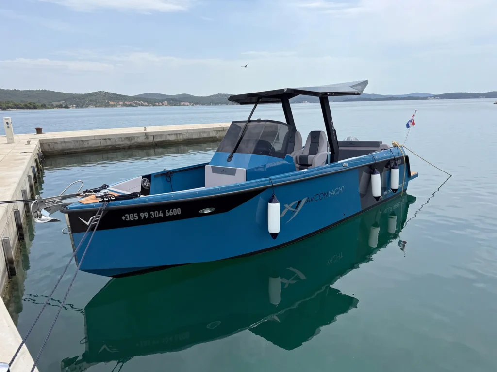 Avcon_Yacht-Veloce-750-ext-1