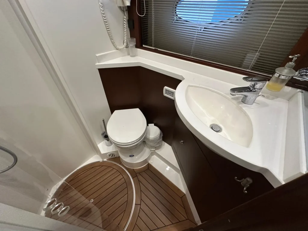 avcon-yacht-princess-v45-guest-heads-toilet-and-sink-12