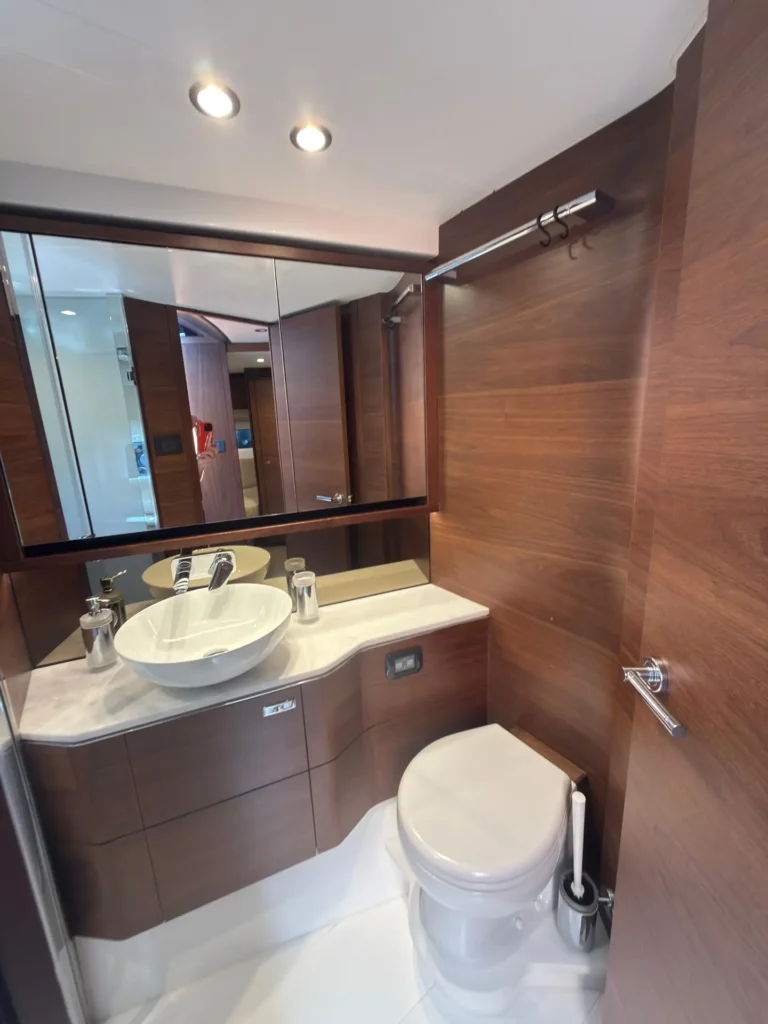 29_Avcon_Yacht_F55_202_Master_Ensuite_Sink_And_Toilet